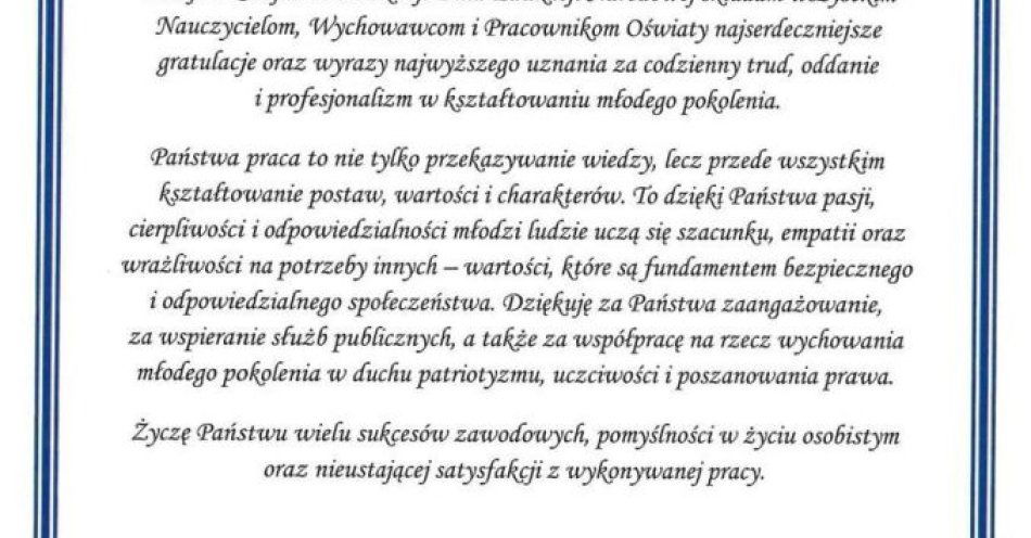 zdjęcie: Komendant policji z życzeniami dla nauczycieli Szkoły Technicznej / fot. KPP w Chojnicach