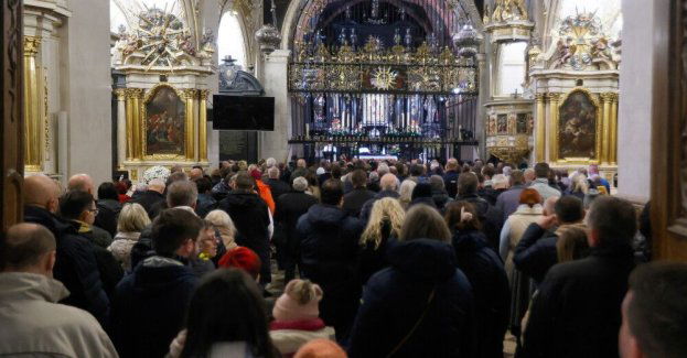 Rocznik Kościoła 2024: frekwencja na mszach i liczba przystępujących do Komunii Św. lekko wzrosła