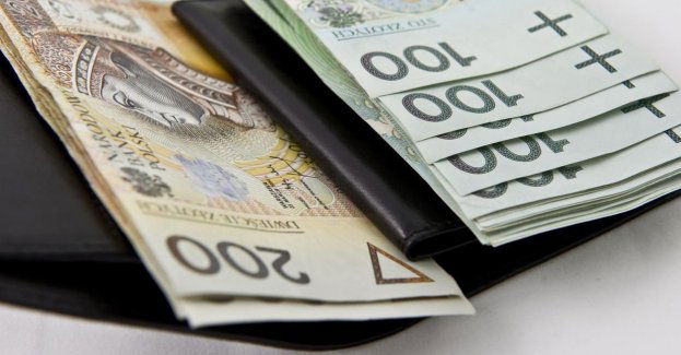 Niemal 60 proc. Polaków planuje wydać na wakacje do 3 tys. zł na osobę