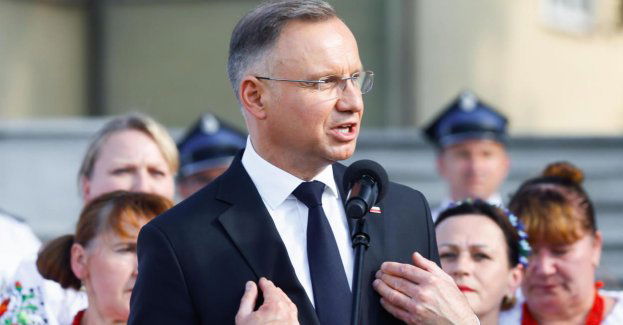 Większość Polaków nie widzi miejsca dla nowej partii pod przewodnictwem A.Dudy