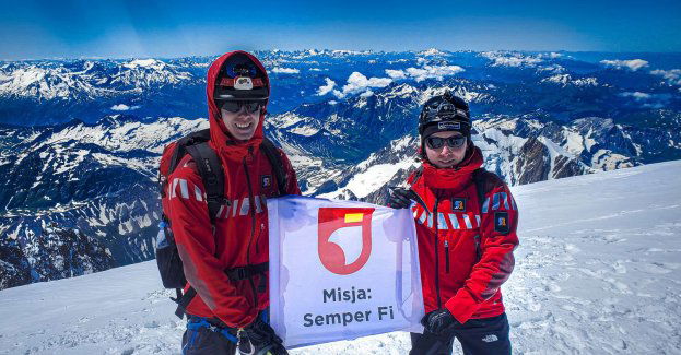 Zdobyli Mont Blanc dla Fundacji Dorastaj z Nami