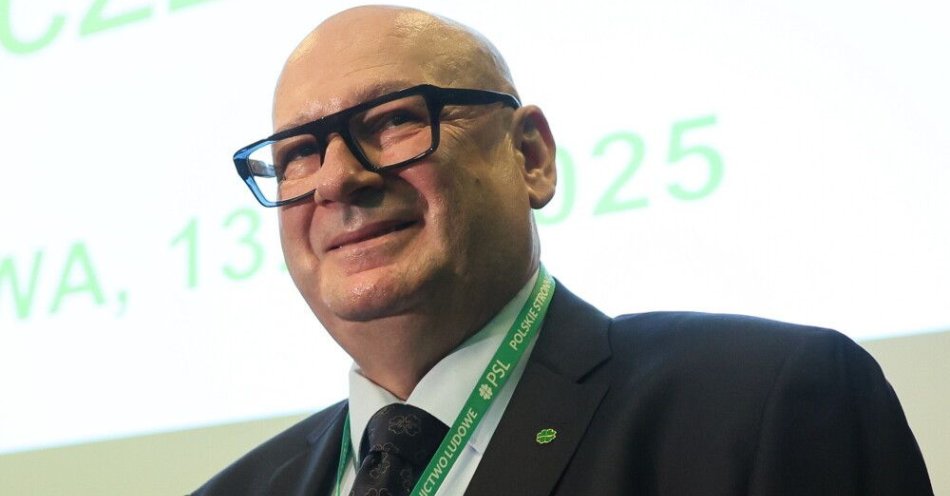 zdjęcie: Zgorzelski: projekty PSL mają być traktowane tak samo, jak te innych klubów tworzących koalicję / Warszawa, 13.12.2025. Wicemarszałek Sejmu Piotr Zgorzelski podczas posiedzenia Rady Naczelnej Polskiego Stronnictwa Ludowego, 13 bm. w Państwowym Muzeum Etnograficznym w Warszawie. (sko) PAP/Leszek Szymański