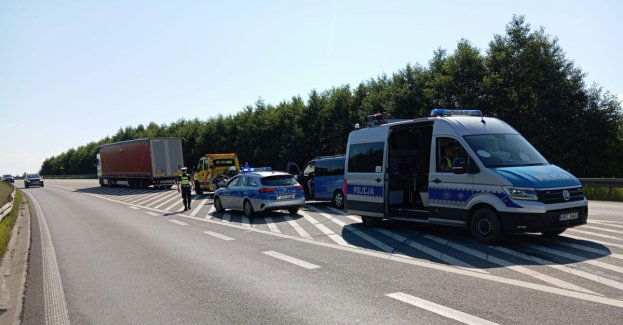 Po spożyciu alkoholu, przyjechał odholować nietrzeźwemu samochód