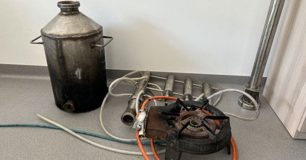 Odpowie za nielegalną produkcję alkoholu