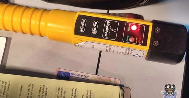 Weekend z pięcioma kierującymi, którzy wyjechali na drogi pod wpływem alkoholu. Jeden z mężczyzn brał udział w kolizji na parkingu