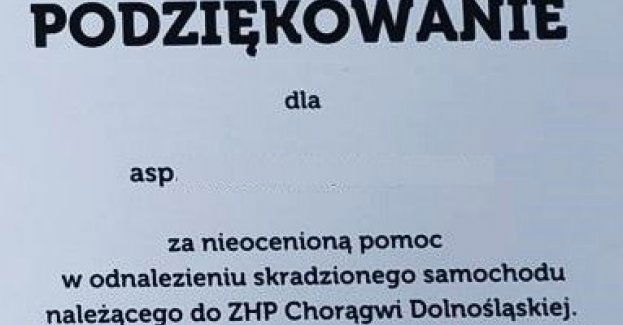 Harcerze z Chorągwi Dolnośląskiej podziękowali kryminalnym z Krzyków, za odzyskanie należącego do nich auta