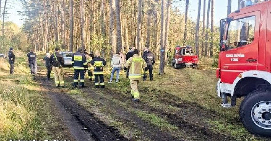 zdjęcie: Szczęśliwy finał poszukiwań 67-latka w lesie / fot. KPP Słubice