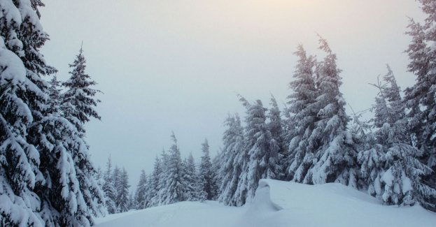 Trudne warunki na szlakach; powyżej 800 m n.p.m. leży śnieg