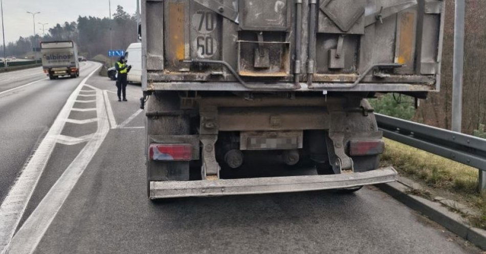 zdjęcie: Akcja TIR w Gdyni zakończona 75 mandatami i zatrzymaniami / fot. KMP w Gdyni