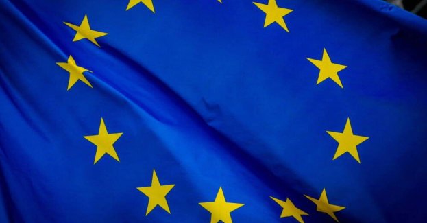 Sondaż „SE”: 69 proc. badanych przeciwnych polexitowi; 70 proc. nie chce przyjęcia euro