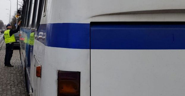 Punkt kontroli autobusów w Bełchatowie