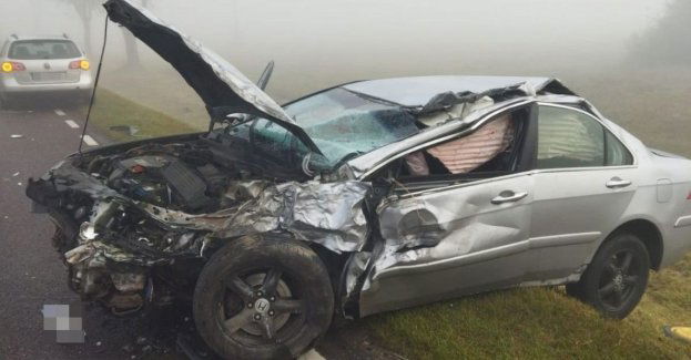 Zderzenie ciężarówki z hondą na DK-19