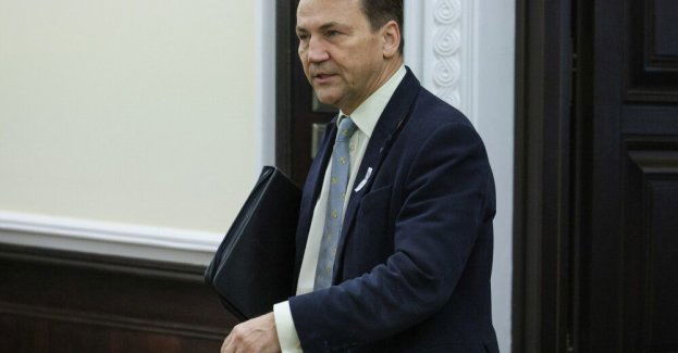 Sikorski: w lutym wygłoszę expose nt. relacji Polski z Zachodem i Ukrainą