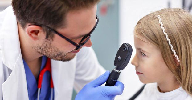 W szpitalu św. Barbary przeprowadzono drugi w tym roku przeszczep rogówki u dziecka