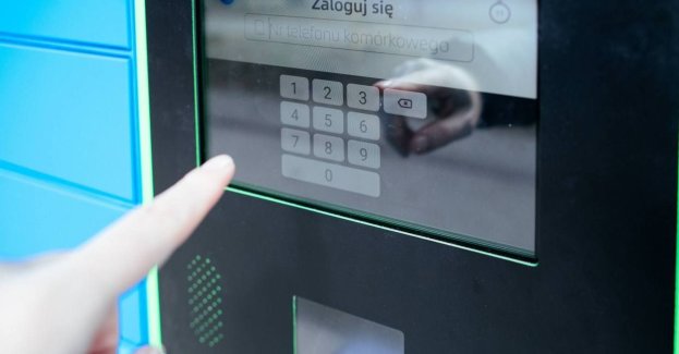 Naukowcy zbadali, jakie bakterie występują na automatach paczkowych