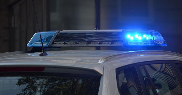 Wczoraj, około godziny 24.00 miało miejsce nietypowa kolizja osobówki z samochodem wojskowym