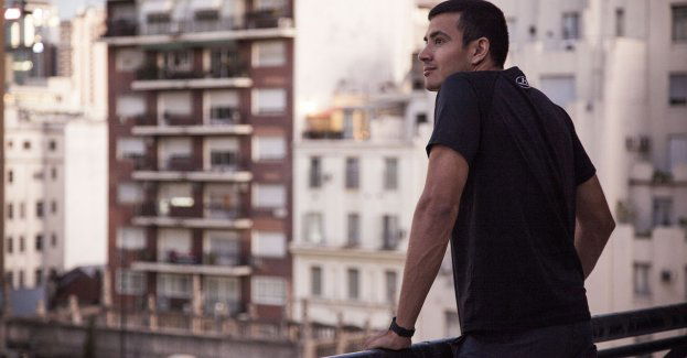 Wyskoczył z drugiego piętra, próbując wymknąć się policjantom