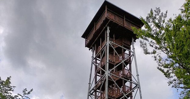 Wieża widokowa Jeleni Skok ponownie otwarta, zakończył się remont