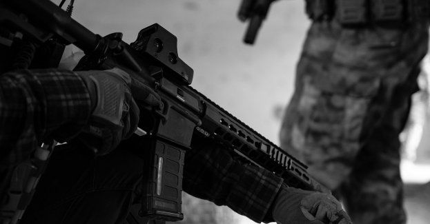 Żandarmeria Wojskowa wyjaśnia okoliczności postrzelenia migranta przez żołnierza