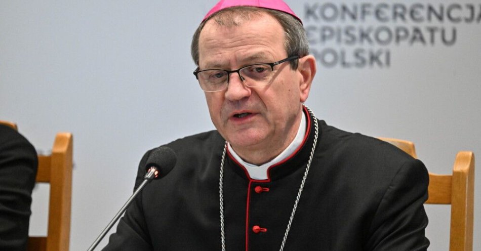 zdjęcie: Przewodniczący Episkopatu dla PAP: Kościół przygotowuje plan działania na wypadek kryzysu i wojny / Warszawa, 12.03.2026. Przewodniczący Konferencji Episkopatu Polski, metropolita gdański abp Tadeusz Wojda podczas konferencji prasowej po zakończeniu 404. Zebrania Plenarnego Konferencji Episkopatu Polski, 12 bm. w siedzibie Sekretariatu w Warszawie. (sko) PAP/Piotr Nowak