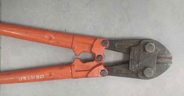 Policjanci zatrzymali włamywacza