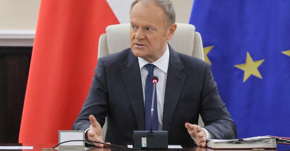 zdjęcie: Premier: ponad 80 proc. pieniędzy z SAFE trafi do polskich firm / Warszawa, 27.01.2026. Premier Donald Tusk na posiedzeniu rządu w siedzibie KPRM w Warszawie, 27 bm. Rada Ministrów zajmie się m.in.: założeniami polityki zagranicznej i europejskiej na ten rok. (rg/mgut) PAP/Rafał Guz