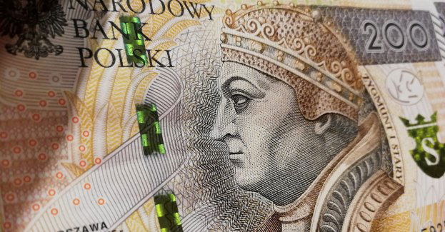 Uwaga na kryptowalutowych oszustów. 70-latek stracił 57 tys. zł