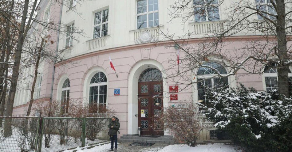 zdjęcie: Policja weszła do siedziby Krajowej Rady Sądownictwa / Warszawa, 08.12.2023. Siedziba Krajowej Rady Sądownictwa w Warszawie. (tg/awol) PAP/Tomasz Gzell