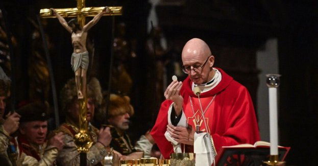 Pomagajmy innym przemierzać ich życiowe drogi, zwłaszcza jeśli wiodą w ciemności