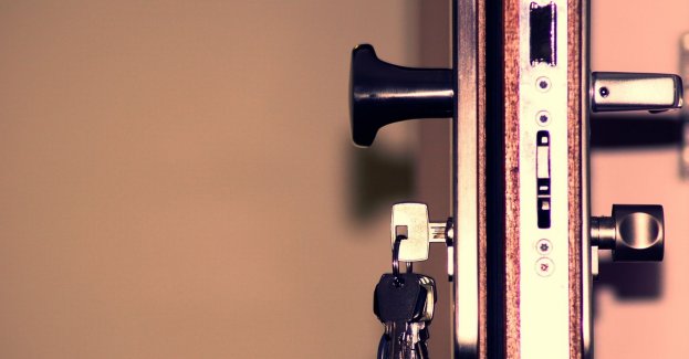 Trwa obława po napadzie na ochroniarza, któremu skradziono pieniądze