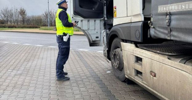 19 mandatów dla kierowców ciężarówek na drodze S3