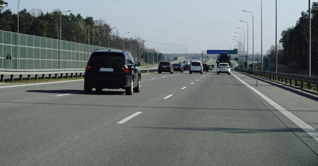 Po kolizji zablokowana droga S5 w kierunku Poznania