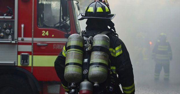 Strażacy ugasili pożar opon w jednym z zakładów przy ul. Curie-Skłodowskiej