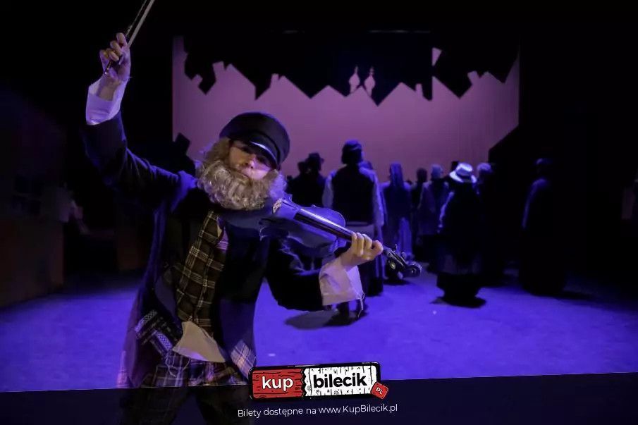 zdjęcie: Skrzypek Na Dachu - Najsłynniejszy musical świata na Licencji Music Theatre Int. Limited / kupbilecik24.pl / Skrzypek Na Dachu - Najsłynniejszy musical świata na Licencji Music Theatre Int. Limited