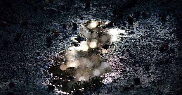 Śnieg i deszcz ze śniegiem, błoto pośniegowe na drogach woj. warmińsko-mazurskiego