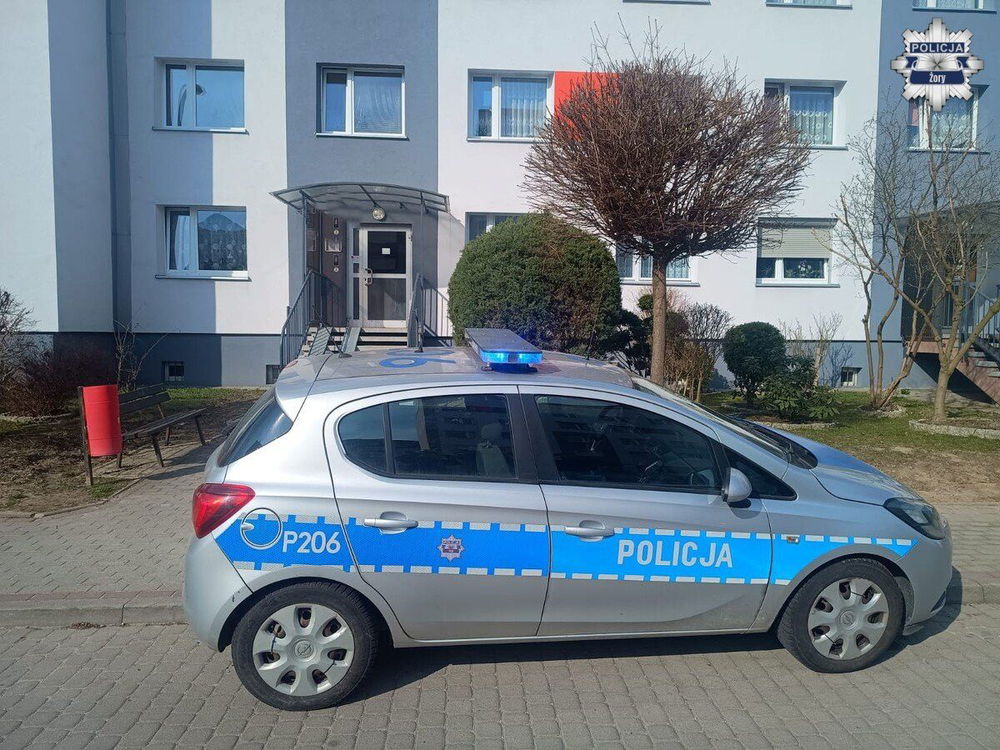 zdjęcie: Dzielnicowy zatrzymał mężczyznę z narkotykami w Żorach / fot. KMP w Żorach
