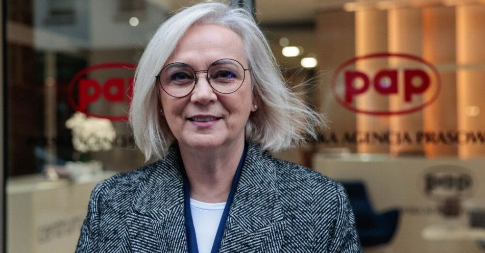 zdjęcie: Dorota Niedziela (KO): Szymon Hołownia będzie wicemarszałkiem Sejmu / Warszawa, 17.11.2025. Wicemarszałkini Sejmu Dorota Niedziela przed siedzibą Polskiej Agencji Prasowej w Warszawie, 17 bm. Dorota Niedziela była gościem Studia PAP. (amb) PAP/Szymon Pulcyn