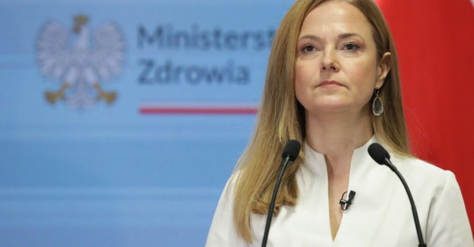 zdjęcie: Wiceminister zdrowia: pensje minimalne w ochronie zdrowia wzrosną 1 lipca / Warszawa, 14.01.2026. Wiceminister zdrowia Katarzyna Kęcka podczas konferencji prasowej w siedzibie Ministerstwa Zdrowia w Warszawie, 14 bm. Spotkanie dot. zmian w opiece okołoporodowej. (mr) PAP/Tomasz Gzell