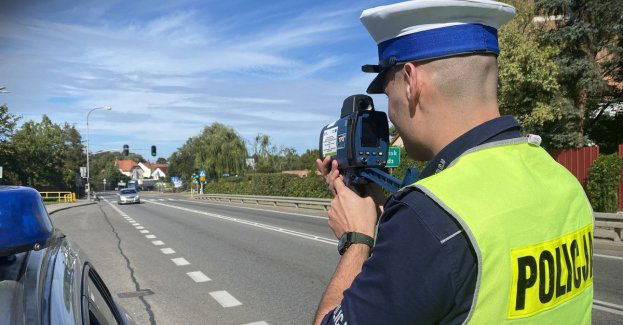 Jednego dnia policjanci zatrzymali prawo jazdy trzem kierującym