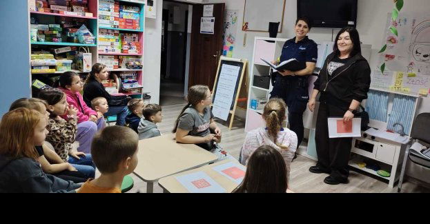 Dzielnicowa z Dębicy edukowała dzieci o przemocy i bezpieczeństwie