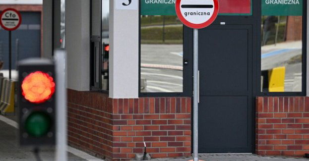 Propagandyści mówią o zalewie uchodźców z Ukrainy. Straż Graniczna uspokaja