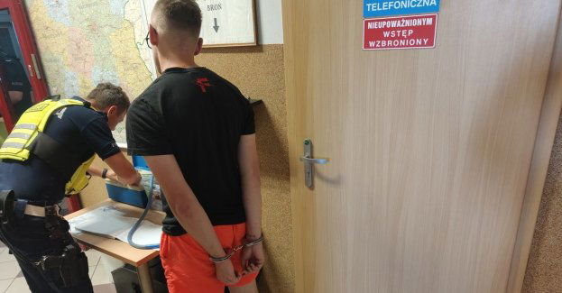 Policjanci w walce z łamiącymi sądowe zakazy kierowania