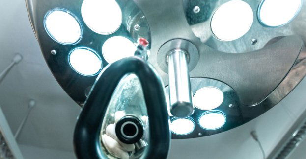 Pierwsze operacje z wykorzystaniem robota da Vinci w Radomskim Centrum Onkologii