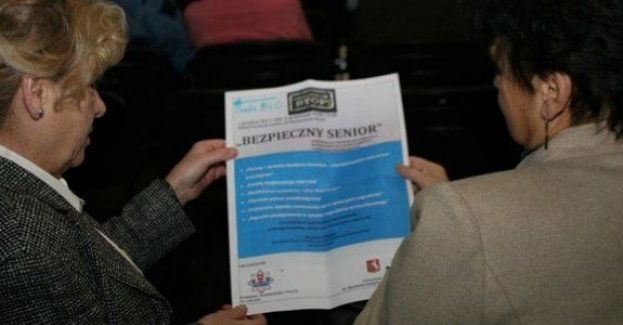 Syn miał potrzebować drogiego leku. 91-latka straciła oszczędności życia