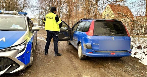 Kierowała pod wpływem narkotyków. Pasażerami były jej dzieci w wieku 2 i 6 lat