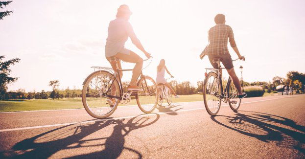 Rowerzyści rozpoczęli sezon, przez miasto przejechała masa rowerowa