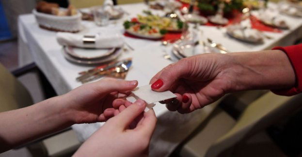 Przeciętny Polak potrzebuje nieco ponad 5 dni aby zarobić na święta