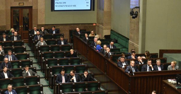 Sejm podjął uchwałę dot. mediów publicznych oraz PAP