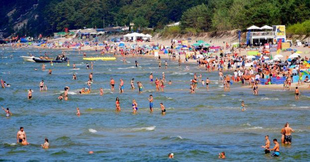 Pomorskie: we wszystkich nadmorskich kąpieliskach można korzystać z wody
