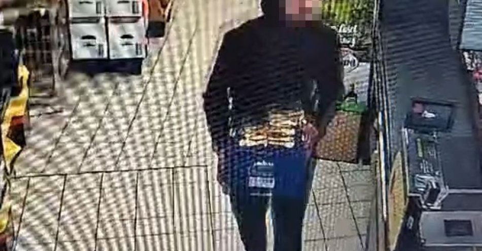 zdjęcie: Mężczyzna zatrzymany za kradzieże w jeleniogórskich dyskontach / fot. KMP w Jeleniej Górze